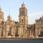 cathédrale de Mexico, façade extérieure (source : wkikpedia)