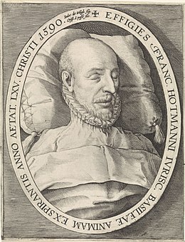 Portrait funéraire de François Hotman, par Crispin (libre de droits - Wikipédia)