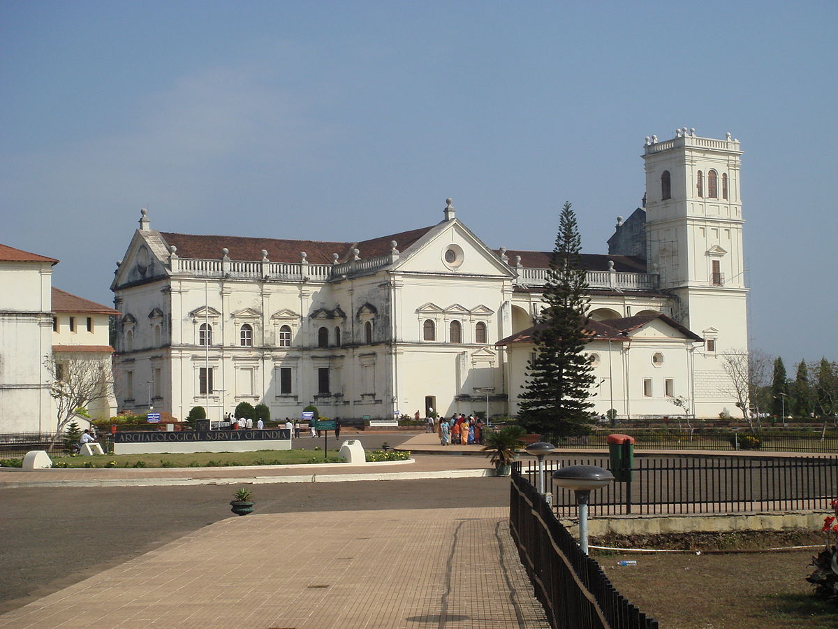 cathédrale de Goa (Inde), deuxième moitié de XVIe siècle (source : wikicommons).